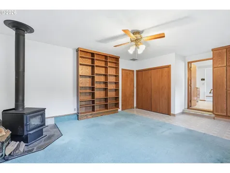 5070 NW Kahneeta Drive Portland OR 97229