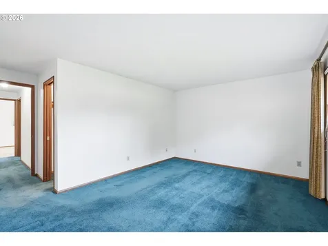 5070 NW Kahneeta Drive Portland OR 97229