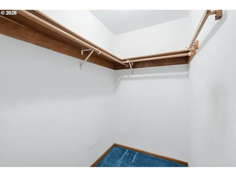 5070 NW Kahneeta Drive Portland OR 97229