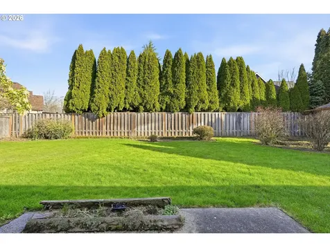 5070 NW Kahneeta Drive Portland OR 97229