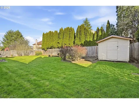 5070 NW Kahneeta Drive Portland OR 97229