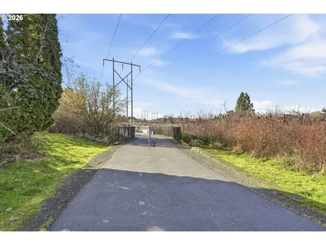 5070 NW Kahneeta Drive Portland OR 97229