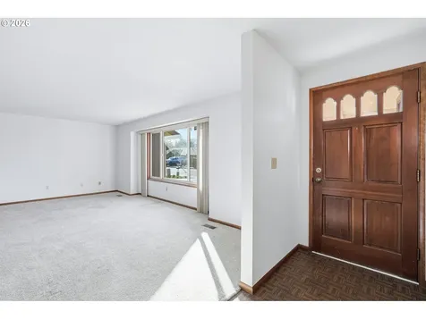 5070 NW Kahneeta Drive Portland OR 97229