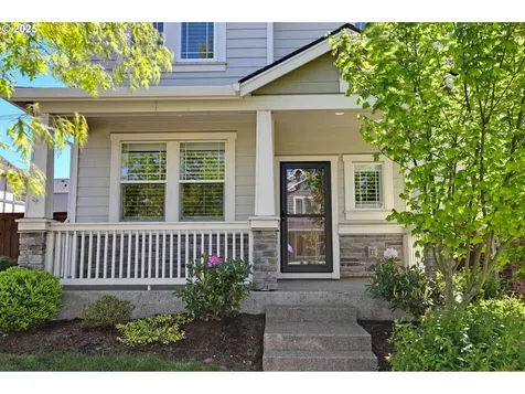 7092 NW Eleanor Avenue Portland OR 97229