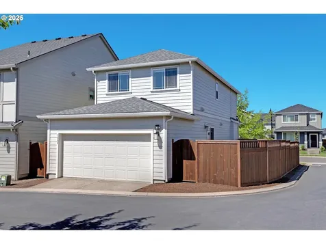 7092 NW Eleanor Avenue Portland OR 97229
