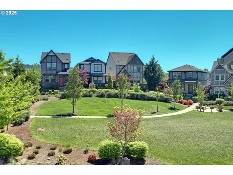 7092 NW Eleanor Avenue Portland OR 97229