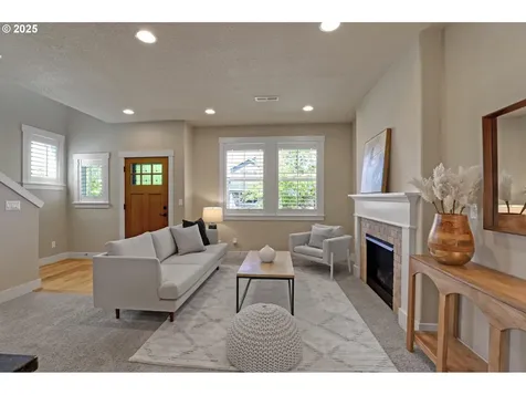 7092 NW Eleanor Avenue Portland OR 97229