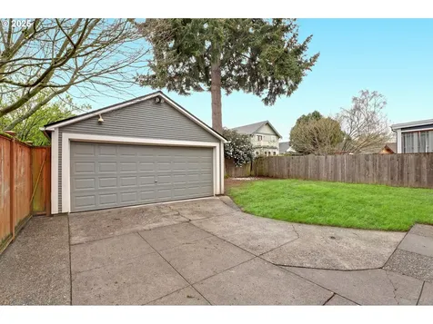 4004 SE Grant Street Portland OR 97214