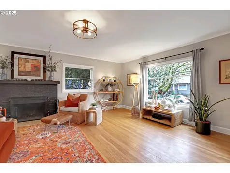 4004 SE Grant Street Portland OR 97214