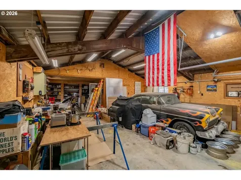 220 View Lane Lebanon OR 97355