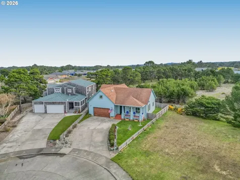 2927 Ruby Court Bandon OR 97411