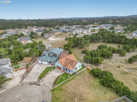 2927 Ruby Court Bandon OR 97411
