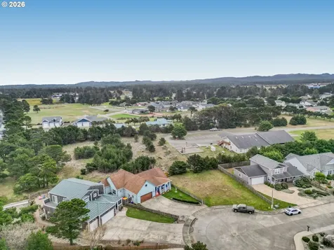 2927 Ruby Court Bandon OR 97411