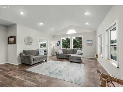 2927 Ruby Court Bandon OR 97411