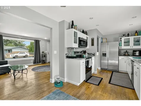515 NE 198th Avenue Portland OR 97230