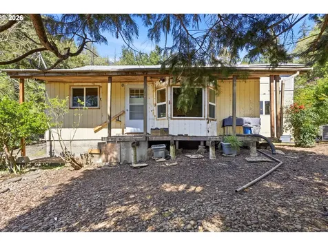 38775 Golden Valley Drive Lebanon OR 97355