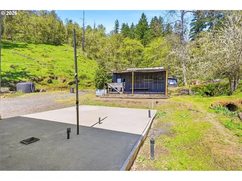 38775 Golden Valley Drive Lebanon OR 97355
