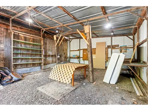 38775 Golden Valley Drive Lebanon OR 97355