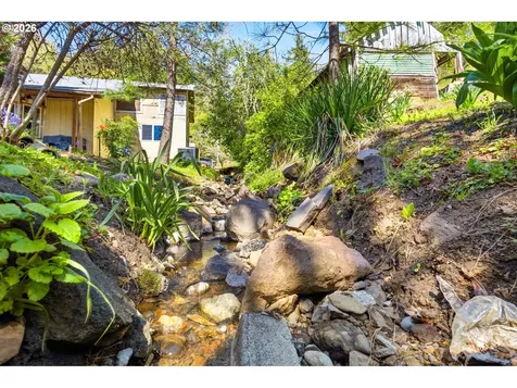 38775 Golden Valley Drive Lebanon OR 97355