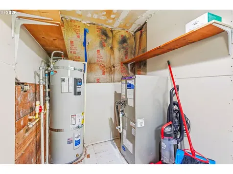38775 Golden Valley Drive Lebanon OR 97355