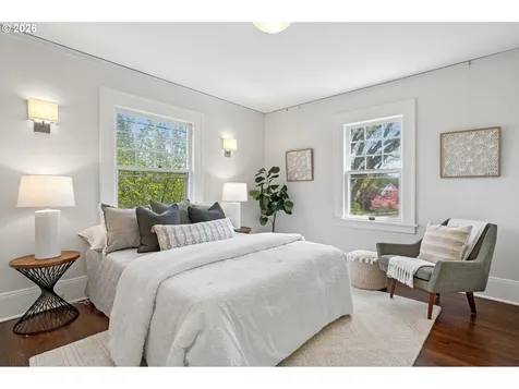 3434 NE Peerless Place Portland OR 97232