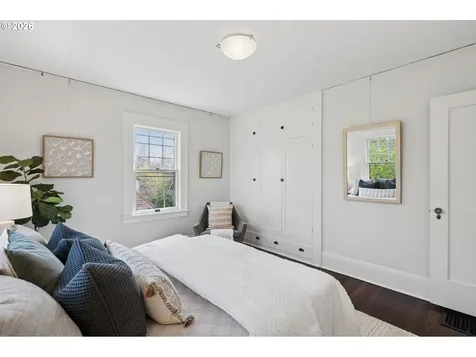 3434 NE Peerless Place Portland OR 97232