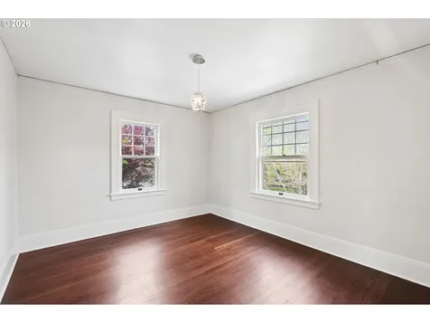 3434 NE Peerless Place Portland OR 97232