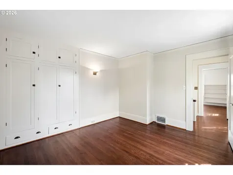 3434 NE Peerless Place Portland OR 97232