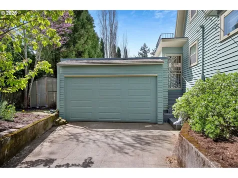 3434 NE Peerless Place Portland OR 97232