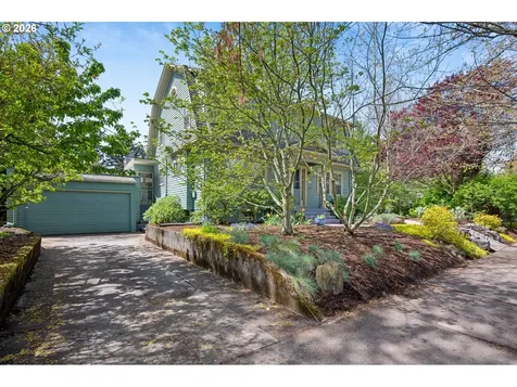 3434 NE Peerless Place Portland OR 97232