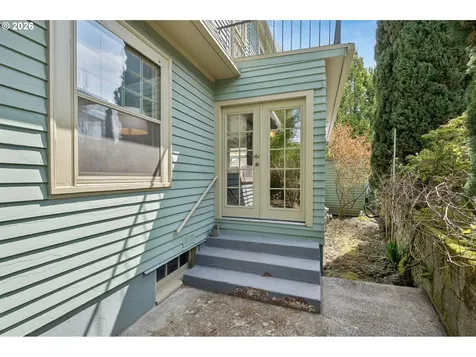 3434 NE Peerless Place Portland OR 97232