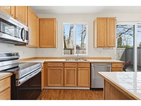 18529 SW Cascade Drive Beaverton OR 97003