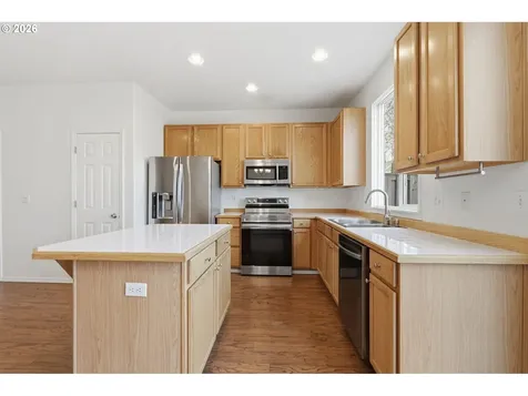 18529 SW Cascade Drive Beaverton OR 97003