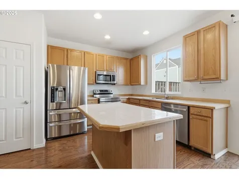 18529 SW Cascade Drive Beaverton OR 97003