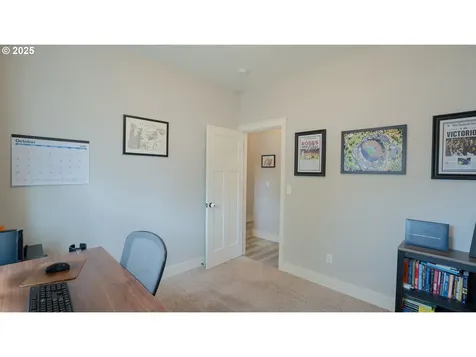 897 Washington Street Lafayette OR 97127