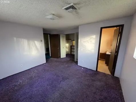 560 St John Street Sutherlin OR 97479