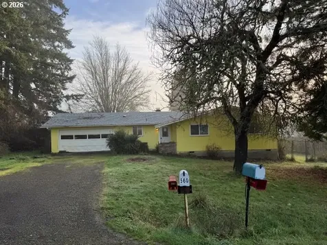 560 St John Street Sutherlin OR 97479