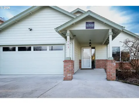 1303 NW 29th Court Battle Ground WA 98604