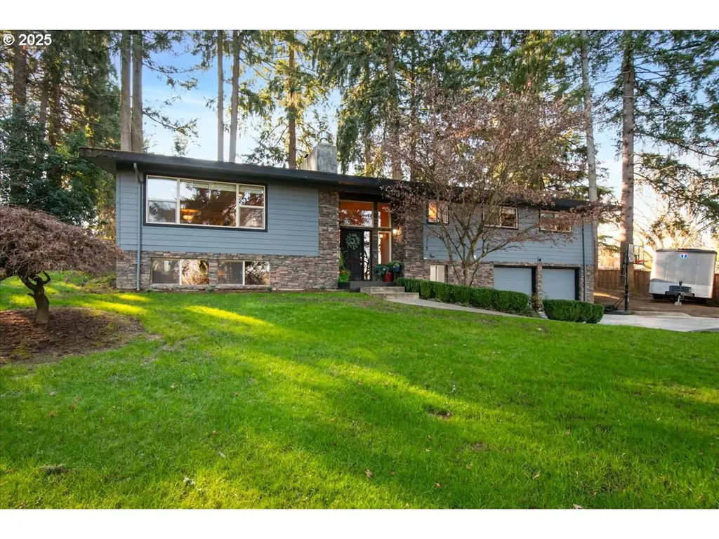 519 NW 117th Street Vancouver WA 98685