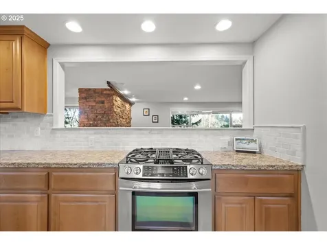 519 NW 117th Street Vancouver WA 98685