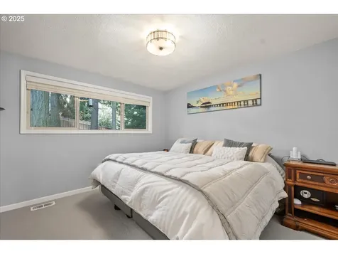 519 NW 117th Street Vancouver WA 98685