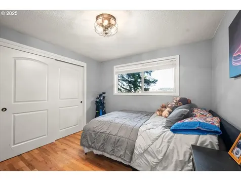 519 NW 117th Street Vancouver WA 98685