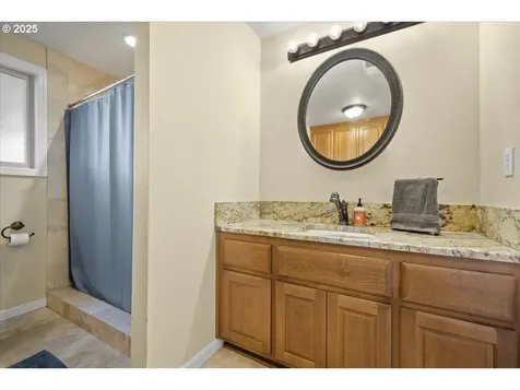 519 NW 117th Street Vancouver WA 98685