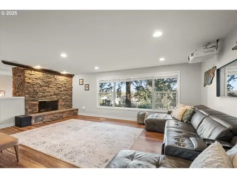 519 NW 117th Street Vancouver WA 98685