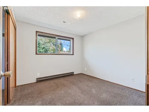 932 NW Garibaldi Street Hillsboro OR 97124