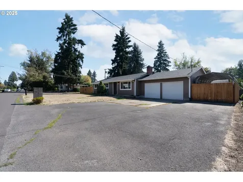 932 NW Garibaldi Street Hillsboro OR 97124