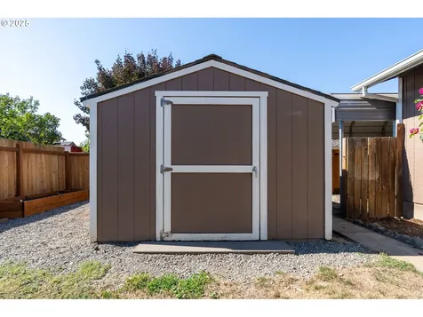 932 NW Garibaldi Street Hillsboro OR 97124