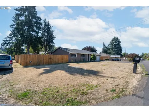 932 NW Garibaldi Street Hillsboro OR 97124