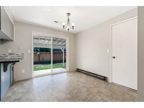 932 NW Garibaldi Street Hillsboro OR 97124
