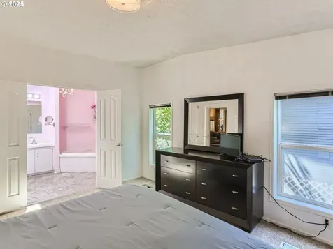 2681 Willamette Falls Drive West Linn OR 97068